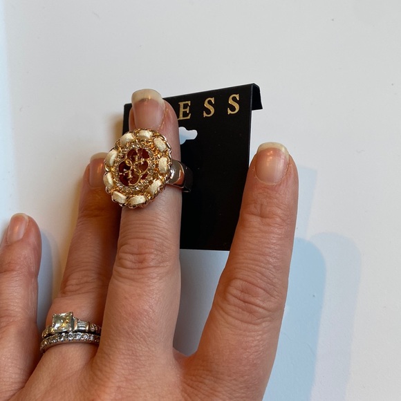NEW Guess adjustable gemstone rings - Picture 2 of 2
